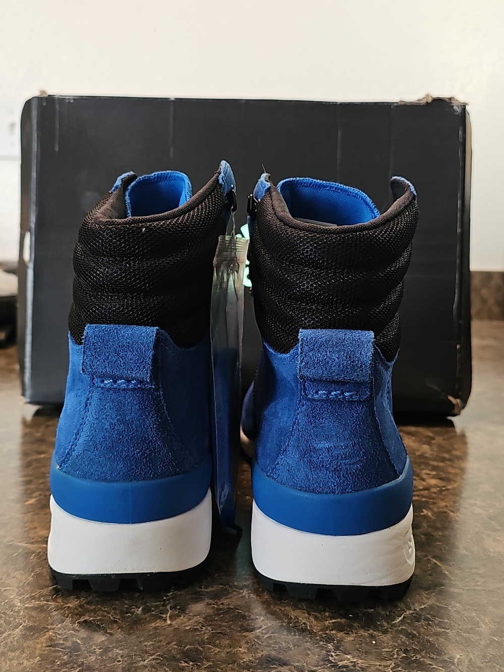 adidas Originals Fourteener Blue Suede Mens Sneaker Hiking Boots G50575 Sz 12.5 - Picture 4 of 12